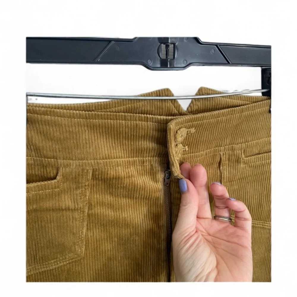 7 For All Mankind I 10